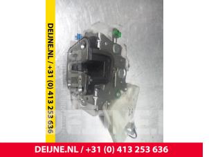 Nissan Cab Star Door lock mechanism 2-door, left O38133 photo 2