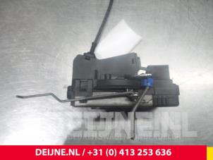 Nissan Primastar Deurslot Mechaniek 2Deurs links O38146 foto 2