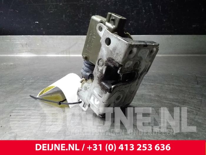 Iveco Daily Door lock mechanism 2-door, left O38163