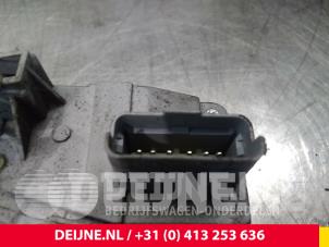 Citroen Jumpy Door lock mechanism 2-door, left O38209 photo 3
