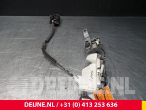 Peugeot Partner Türschlossmechanik 2-türig links O38236 foto 3