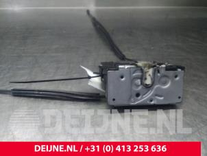 Peugeot Boxer Türschlossmechanik 2-türig links O38251 foto 2