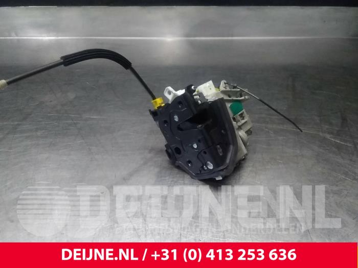 Audi A1 Deurslot Mechaniek 2Deurs rechts O38318