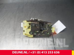 Ford Focus Türschlossmechanik 2-türig rechts O38366 foto 4
