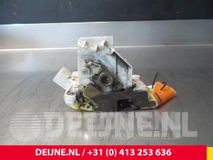 Ford Focus Türschlossmechanik 2-türig rechts O38366 foto 2