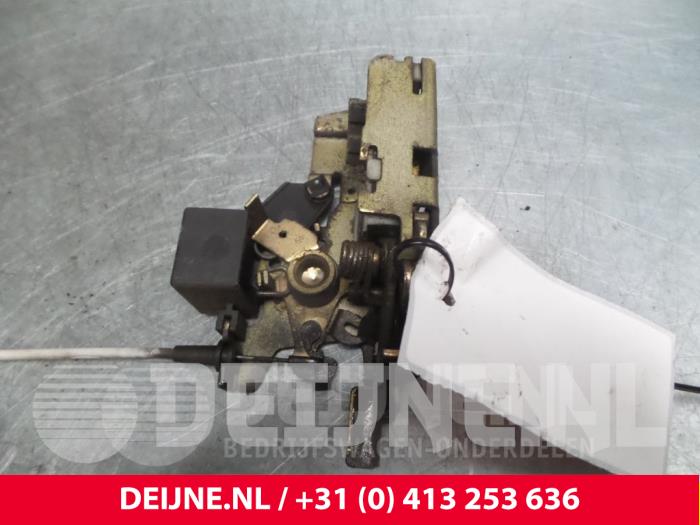 Mercedes Sprinter Deurslot Mechaniek 2Deurs rechts O38379