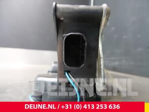 Mercedes Vito Deurslot Mechaniek 2Deurs rechts O38386 foto 3