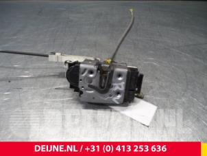 Mercedes Sprinter Deurslot Mechaniek 2Deurs rechts O38429 foto 2