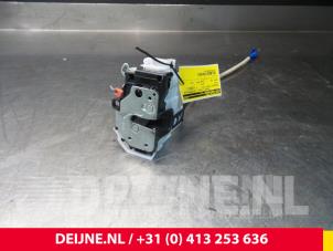 Gebruikte Deurslot Mechaniek 2Deurs rechts Fiat Qubo 1.3 D 16V Multijet Prijs op aanvraag aangeboden door van Deijne Onderdelen Uden B.V.