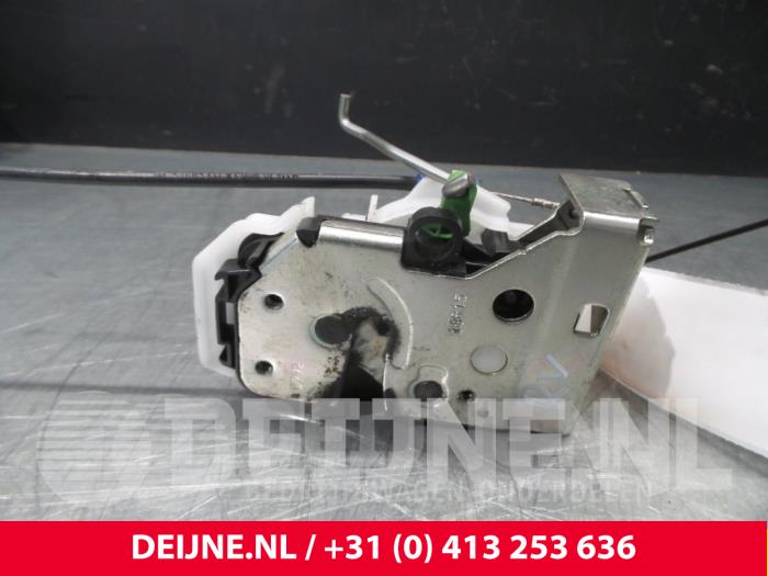 Fiat Doblo Door lock mechanism 2-door, right O38597