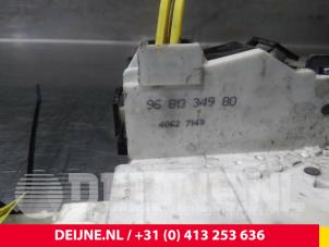 Fiat Scudo Door lock mechanism 2-door, right O38632 photo 3