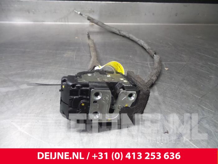 Nissan NV200 Door lock mechanism 2-door, right O38651