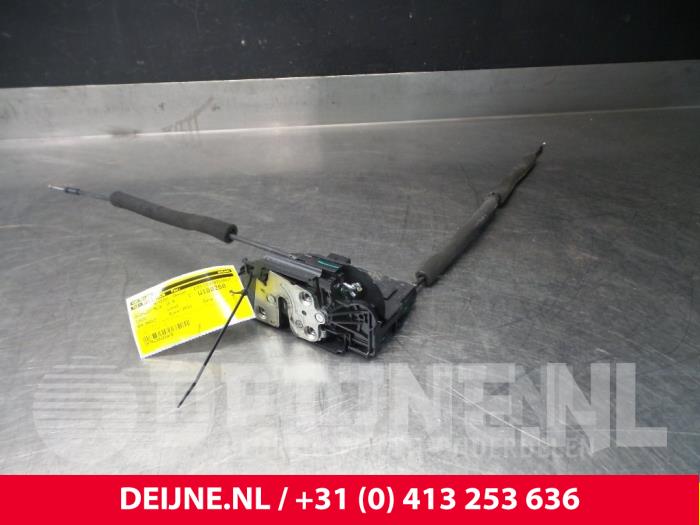 Iveco New Daily Deurslot Mechaniek 2Deurs rechts O38674