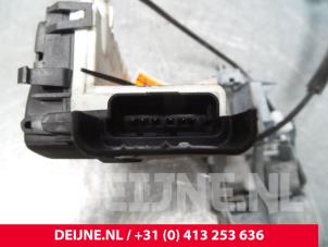 Citroen Berlingo Türschlossmechanik 2-türig rechts O38697 foto 2