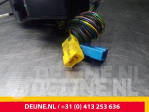 Mercedes Sprinter Türschlossmechanik 4-türig links vorne O38892 foto 3