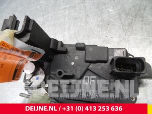 Opel Astra Door lock mechanism 4-door, front left O38905 photo 2