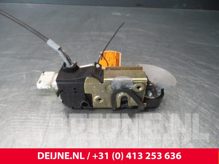 Citroen C4 Türschlossmechanik 4-türig links vorne O38979