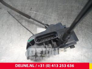 Renault Scenic Deurslot Mechaniek 4Deurs links-achter O39126 foto 2
