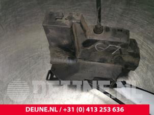 Renault Clio Türschlossmechanik 4-türig links hinten O39129 foto 2