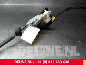 Audi A7 Türschlossmechanik 4-türig rechts vorne O39135 foto 2