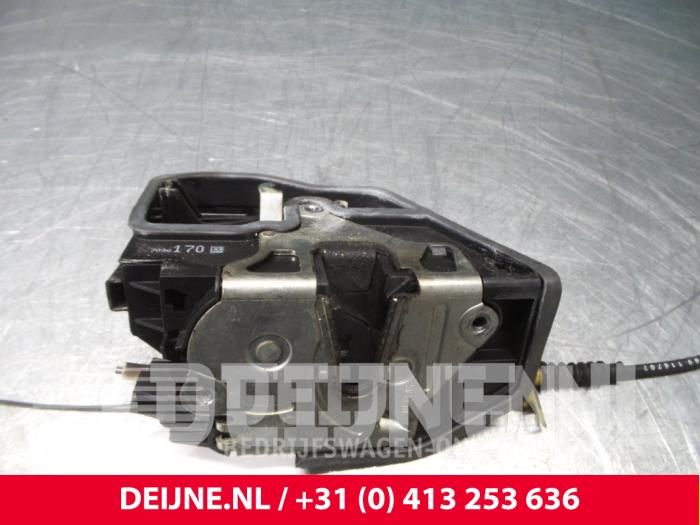 BMW 5-Serie Deurslot Mechaniek 4Deurs rechts-voor O39156