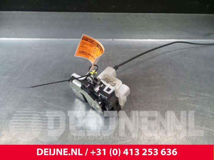Fiat Panda Türschlossmechanik 4-türig rechts vorne O39244