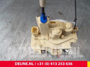 Fiat Panda Deurslot Mechaniek 4Deurs rechts-voor O39248 foto 2