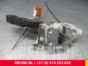 Peugeot 107 Türschlossmechanik 4-türig rechts vorne O39271 foto 2