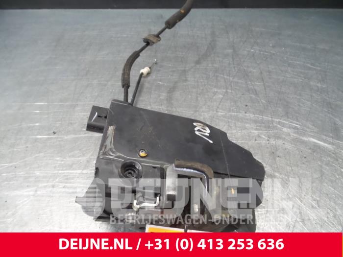 Peugeot 308 Front door lock mechanism 4-door, right O39283