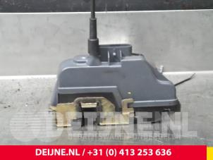 Renault Vel Satis Front door lock mechanism 4-door, right O39284 photo 3