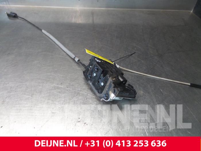 Seat Ibiza Front door lock mechanism 4-door, right O39293