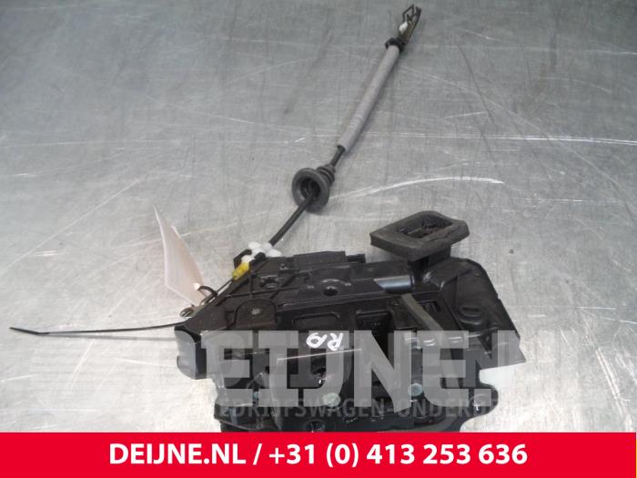 Volkswagen Polo Deurslot Mechaniek 4Deurs rechts-achter O39370