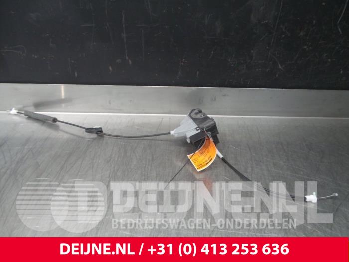 Peugeot 308 Rear door mechanism 4-door, right O39433
