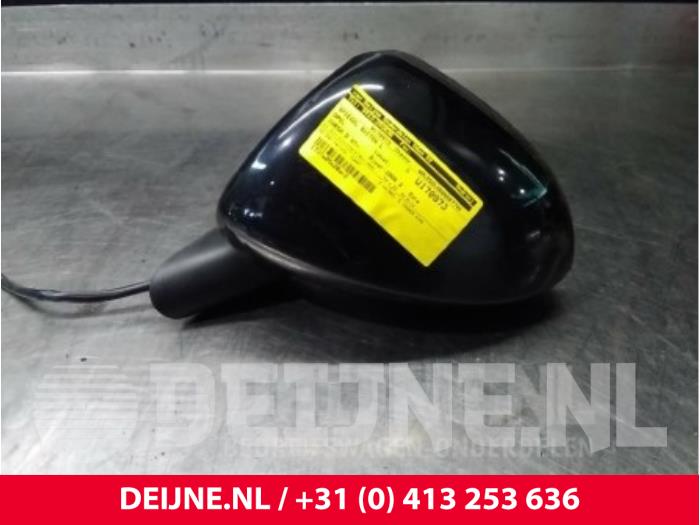 Opel Corsa Buitenspiegel links O39614