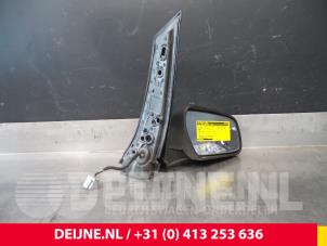 Gebruikte Buitenspiegel rechts Ford C-Max Prijs € 45,00 Margeregeling aangeboden door van Deijne Onderdelen Uden B.V.