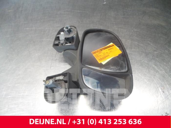 Nissan Primastar Außenspiegel rechts O40329