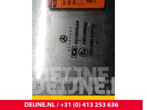 Mercedes Sprinter Extra Ruit 2Deurs links-achter O40883 foto 2
