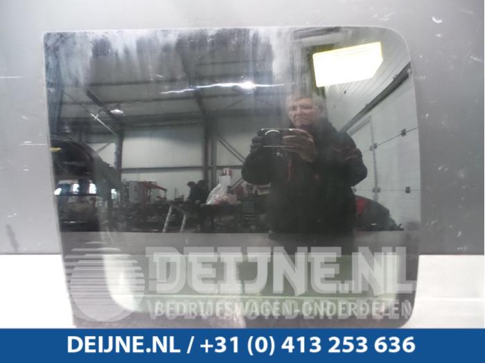 Volkswagen Caddy Extra Ruit 2Deurs links-achter O40908