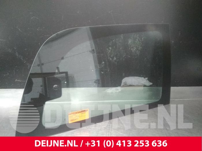 Mercedes Vito Extra Ruit 2Deurs rechts-achter O40942