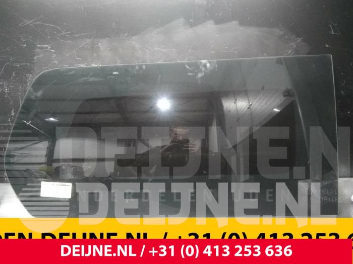Hyundai H300 Extra window 2-door, rear right O40972
