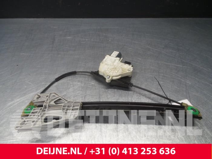 Audi A4 Rear door window mechanism 4-door, right O41192