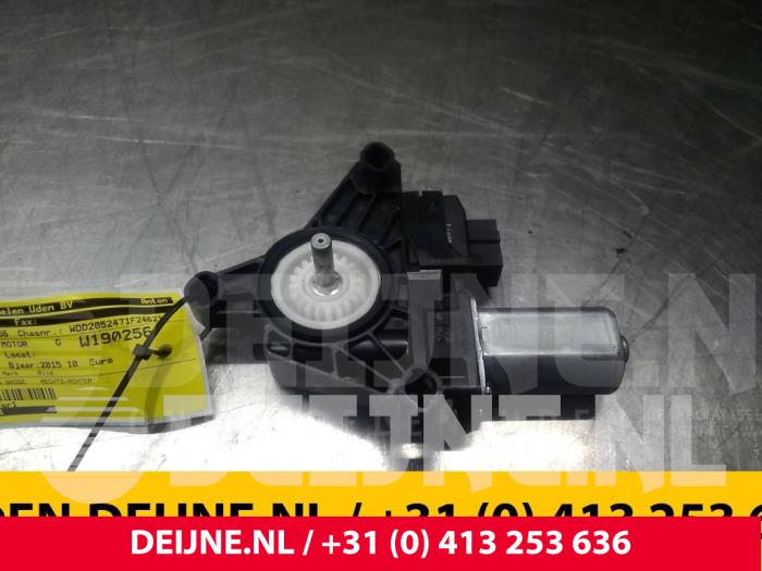 Mercedes C-Klasse Raammotor Portier O41361