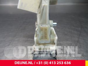 Mercedes Vito Fenstermotor Tür O41363 foto 2