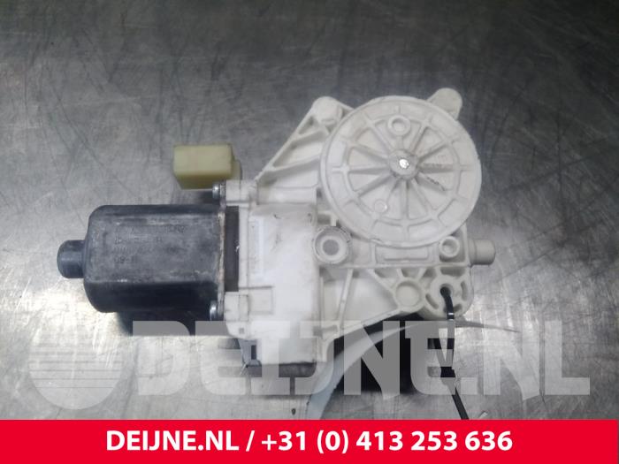 Mercedes Sprinter Raammotor Portier O41372