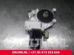 Mercedes Sprinter Door window motor O41372 photo 2
