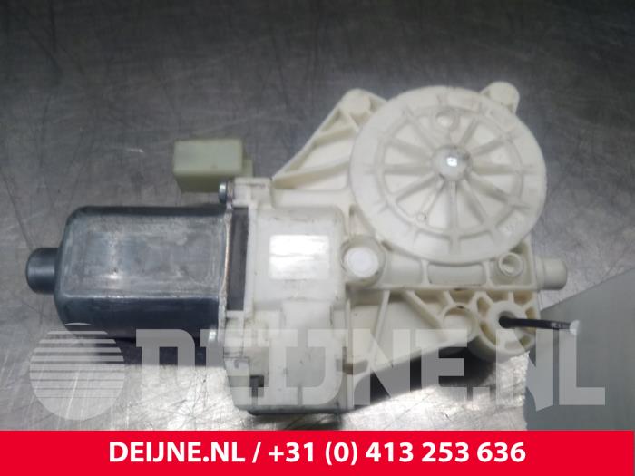 Mercedes Sprinter Fenstermotor Tür O41378