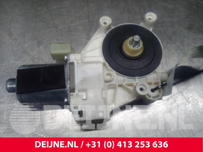 Mercedes Sprinter Raammotor Portier O41380