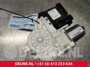 Volkswagen Caddy Door window motor O41393 photo 4