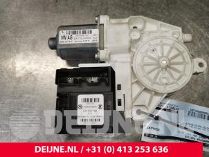 Volkswagen Caddy Door window motor O41393 photo 3