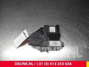 Volkswagen Caddy Door window motor O41395 photo 2